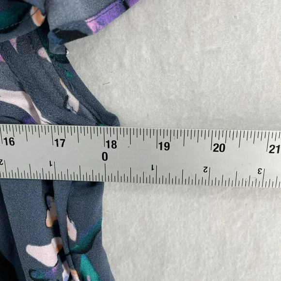 Halogen Blouse Women's Sz S Blue Purple Floral Ruffle Flutter Sleeves Sheer - Picture 3 of 11